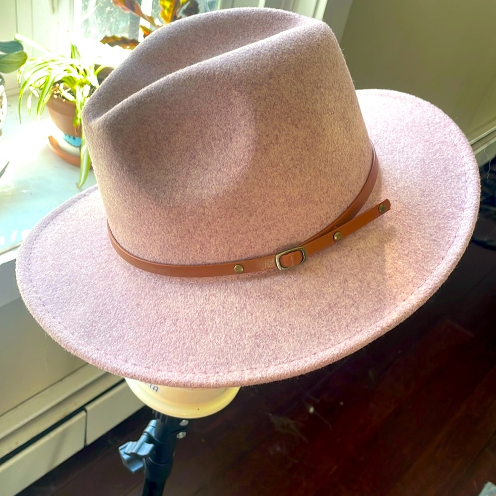 Women’s hat